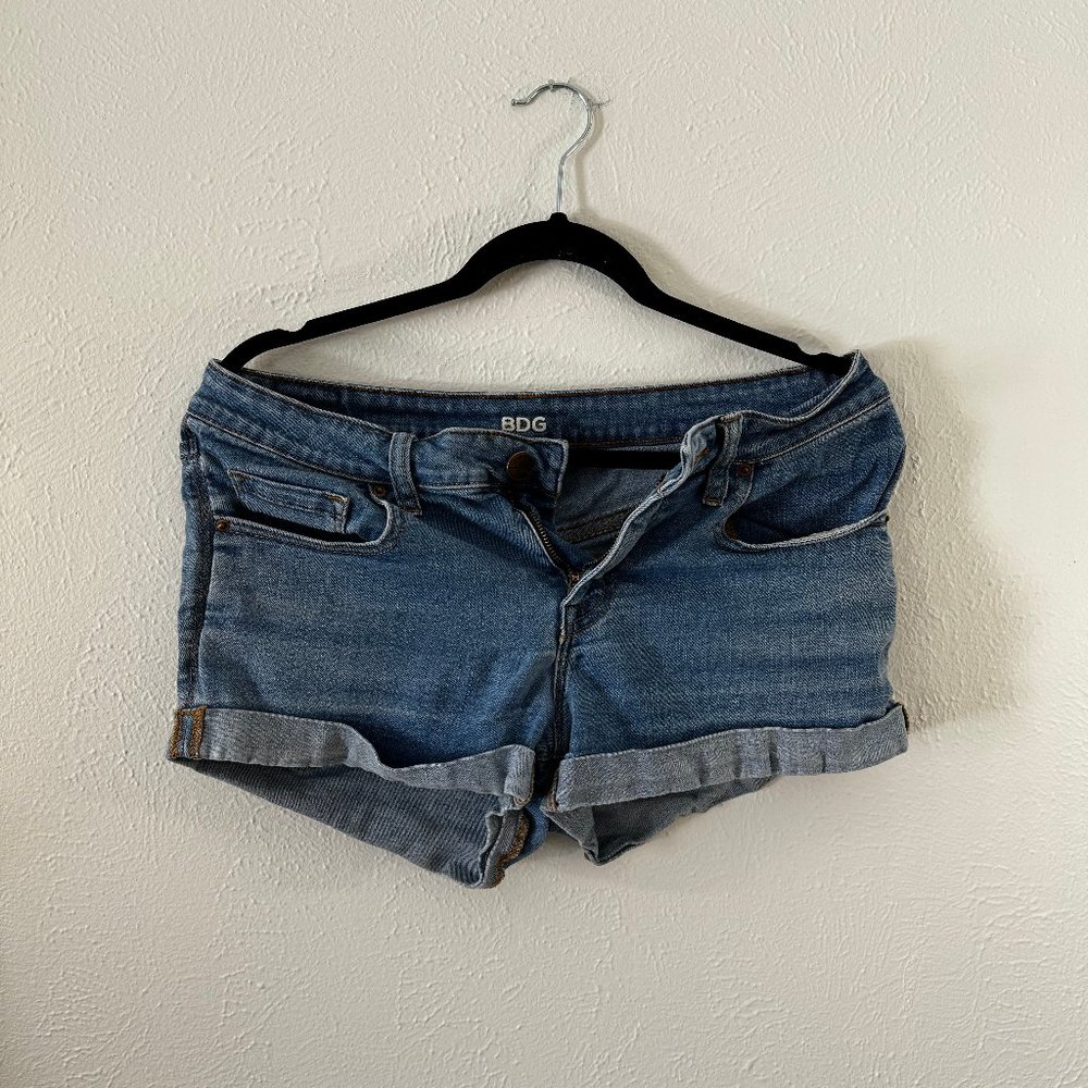 BDG Mid-Rise Shortie - Jean Short - Size 30w